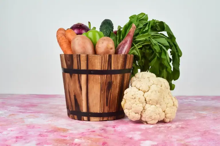 fresh garden vegetables storage crisp