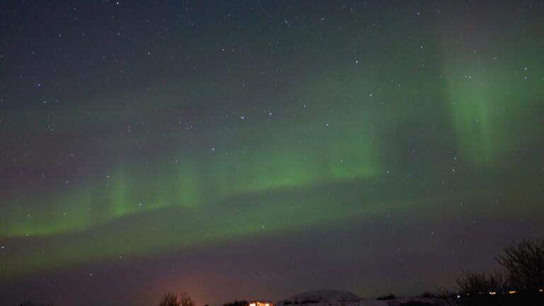 Een Magische Nieuwjaarsnacht: De Kans op Noorderlicht!