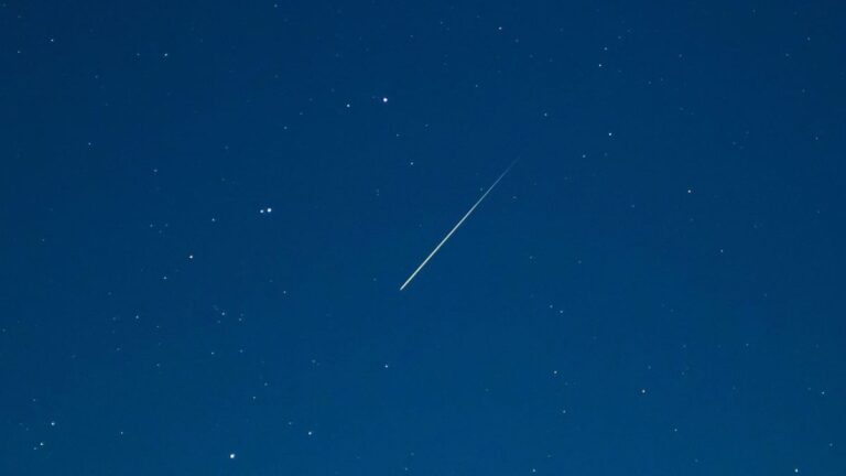 Ontdek het Spectaculaire Meteorietenfeest in December!