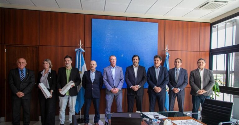 Revolutionaire Doorbraak in Astronomie: Project HERON opent Nieuwe Horizon voor Neutrino-onderzoek