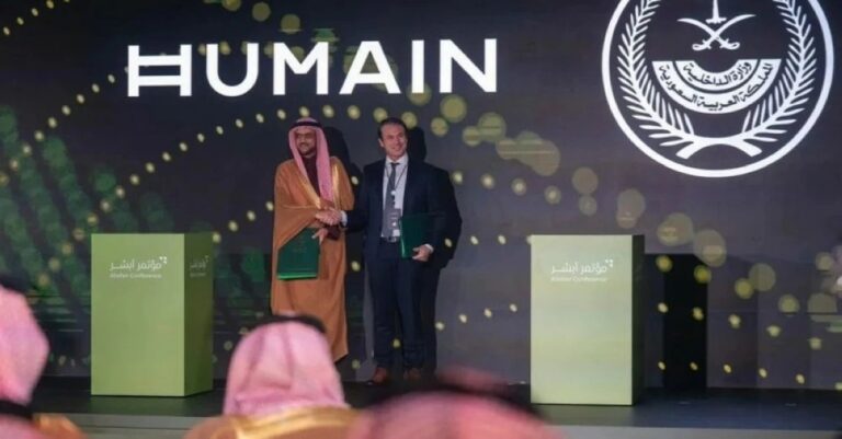 Revolutionaire Samenwerking: Binnenlandse Zaken en AI Expert Versterken Digitale Capaciteiten!